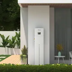 Nowoczesny dom z systemem fotowoltaicznym. Zastanawiasz się, ile prądu wyprodukuje elektrownia fotowoltaiczna 5 kW dziennie?