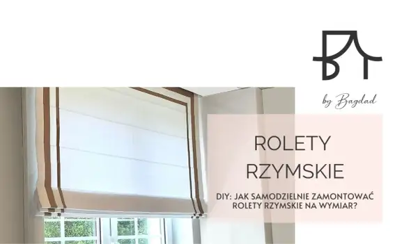 Montaż rolety rzymskiej na ramie okna. Elegancka roleta rzymska z brązowymi pasami, gotowa do zawieszenia.